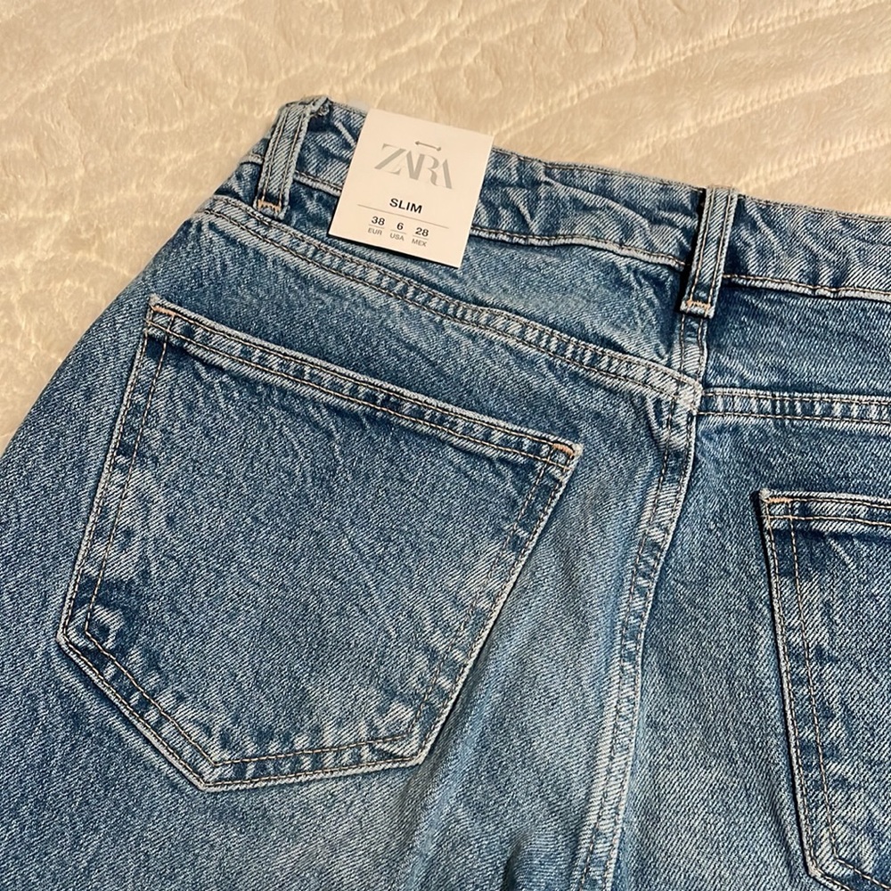 NEW with tags ZARA jeans slim fit US SIZE 6